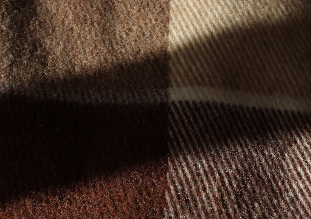 Cable-knit cushion cover